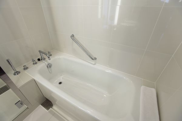 Bathtub Repair in Maricopa